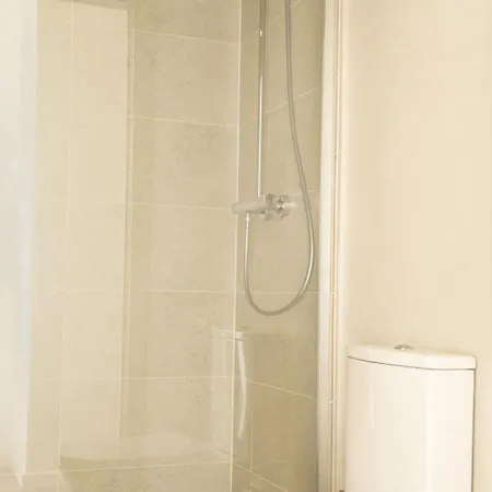 Let's Go Getaways - Raversijde Lägenhet