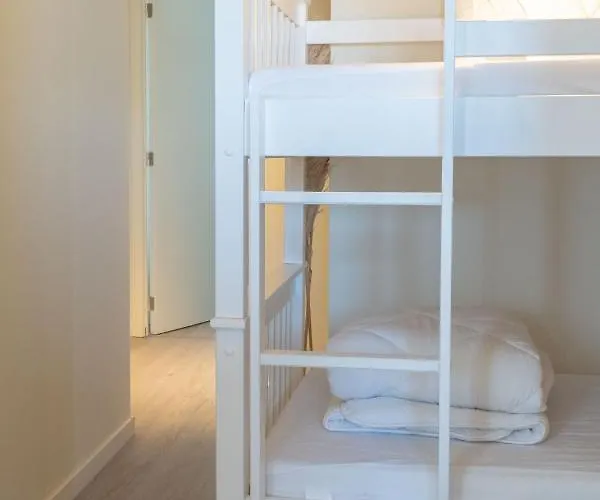 With Side Sea View Raversijde By Lets Go Getaways *